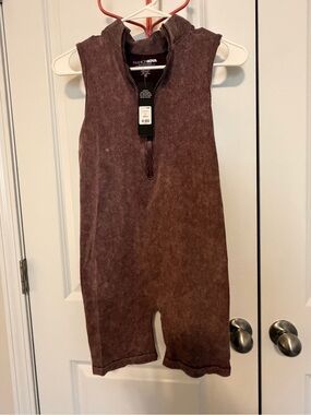 Fashion Nova Brown Sleeveless Corduroy Half‑Zip Romper
